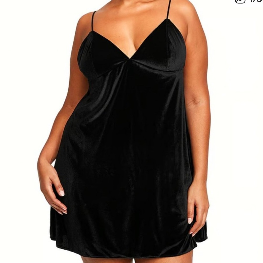 Victoria’s Secret Black Velvet V Neck Slip Nightgown Lounge Dress Size Medium